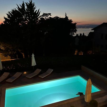 Villa Antunovic Малинска Экстерьер фото