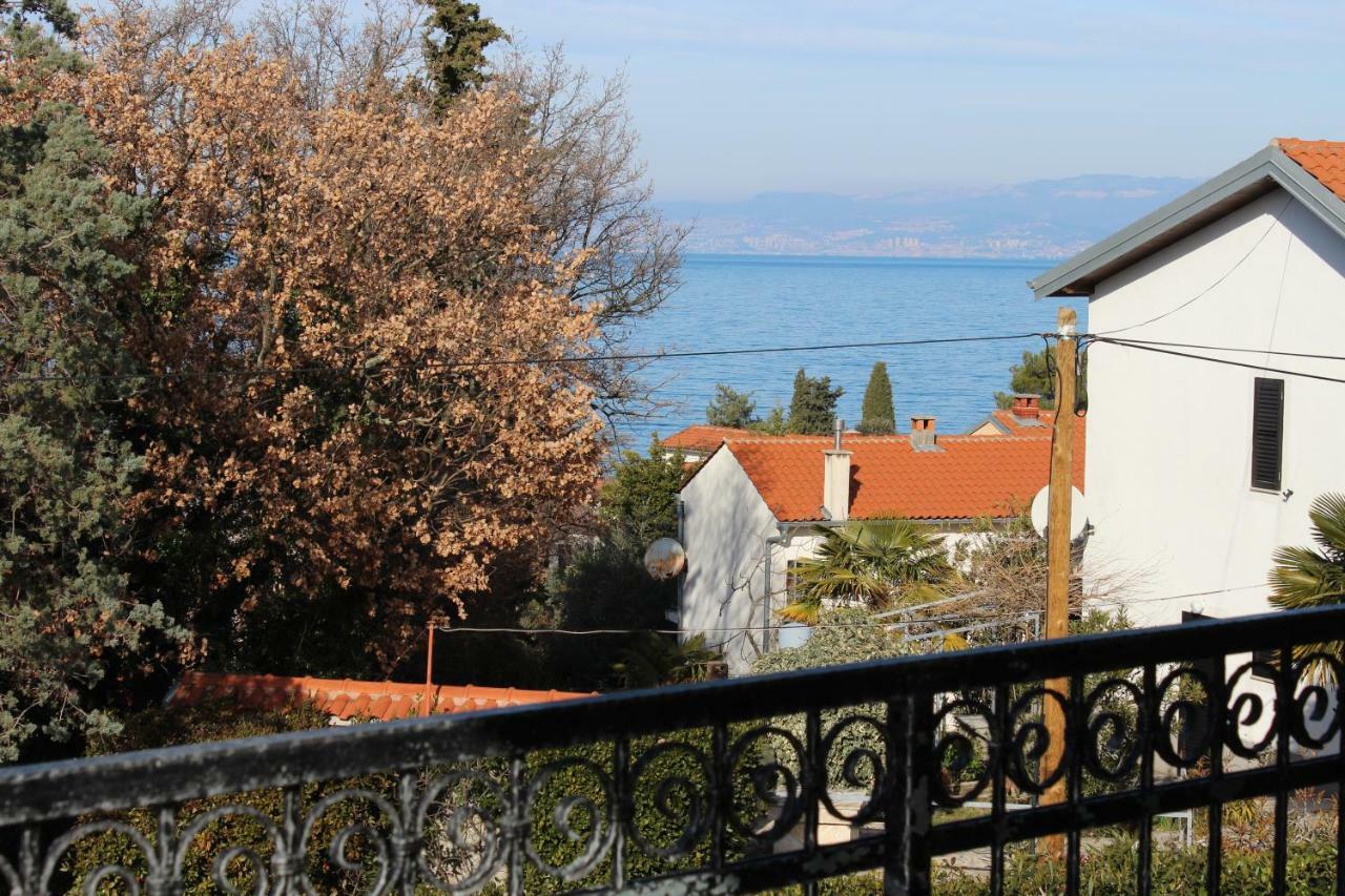 Villa Antunovic Малинска Экстерьер фото